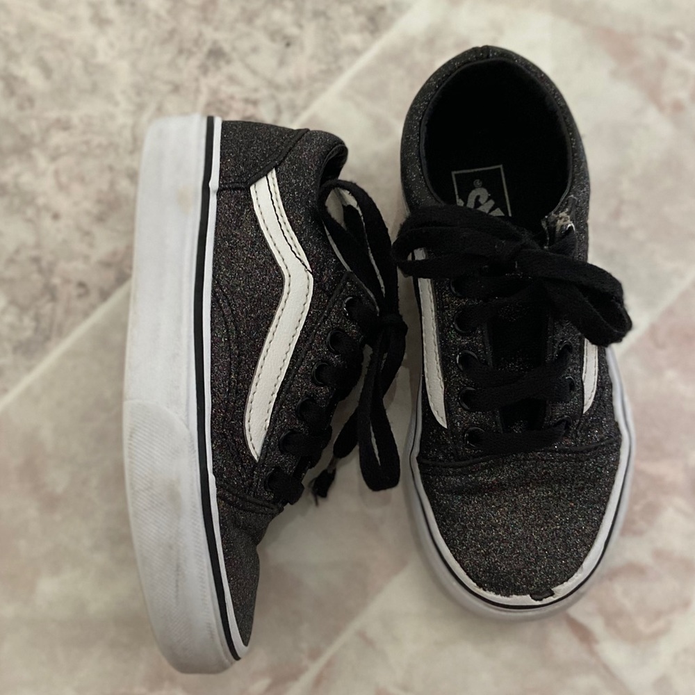 Glitter vans